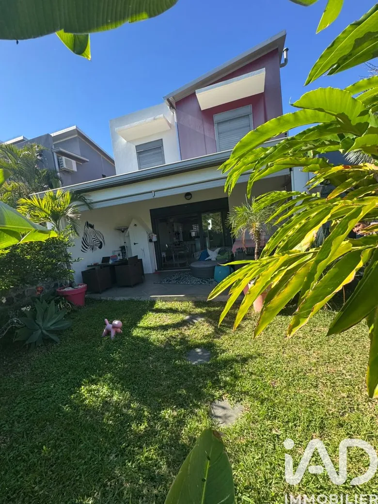 Maison 4 pièces 98 m² · à Saint-Pierre · 98 m² · 340 000 €