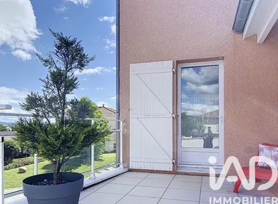 Maison traditionnelle à Pomeys (69590)