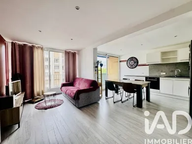 Apartment in Saint-Étienne (42000)
