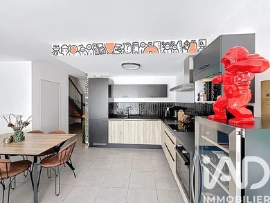 Apartment in Reims (51100)