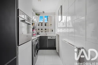 Apartment in Paris (75018)