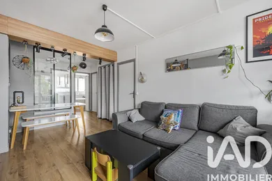Apartment in Paris (75018)