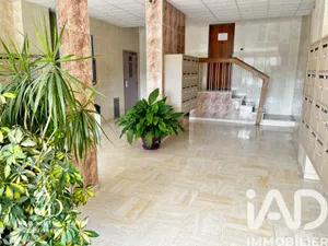 Apartment in Toulon (83000)