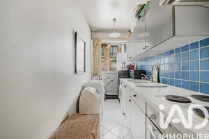 Apartment in Paris (75019)