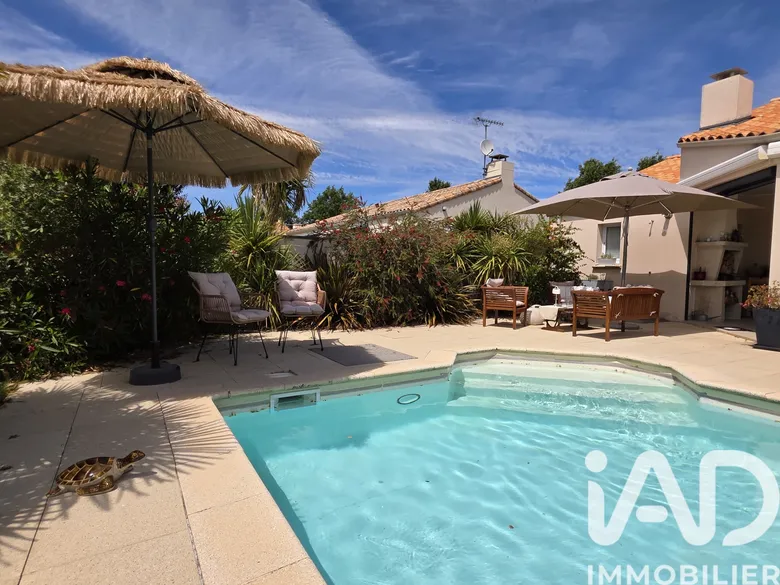 Maison 5 pièces 125 m² · à Les Sorinières · 124,6 m² · 466 000 €