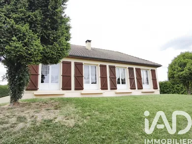 Pavillon à Le Ham (53250)