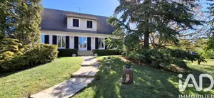 Maison à Villeneuve-sur-Yonne (89500)