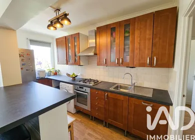 Apartment in L'Isle-Adam (95290)