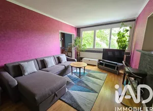 Apartment in L'Isle-Adam (95290)