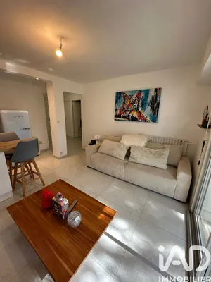 Appartement à Hyères (83400)