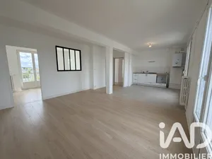 Apartment in Saint-Pierre-des-Corps (37700)