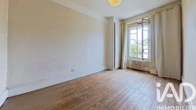 Apartment in Chambéry (73000)