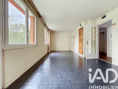 Apartment in Boulogne-Billancourt (92100)