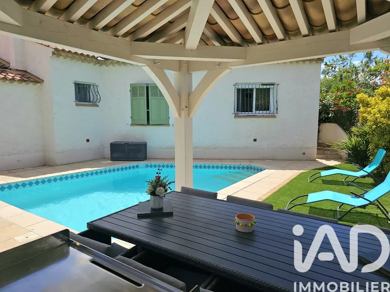 Maison 5 pièces 105 m² · à Le Luc · 105 m² · 389 000 €