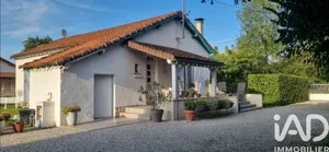 Traditional house in Vayrac (46110)