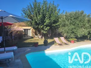 Traditional house in Vedène (84270)