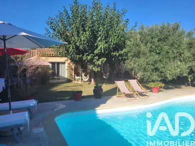 Traditional house in Vedène (84270)