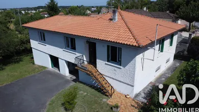 Maison à La Couronne (16400)