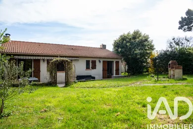 Maison traditionnelle à Bouguenais (44340)