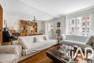 Appartement à Paris (75015)