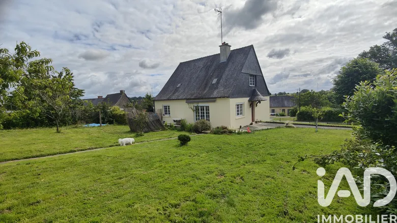 Maison 5 pièces 130 m² · à Champeaux · 130 m² · 210 000 €