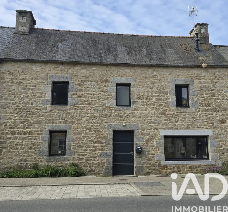 Maison 9 pièces 160 m² · à Cavan · 160 m² · 340 000 €