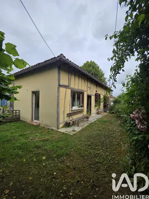 Maison de village à Dému (32190)