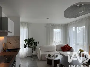 Apartment in Villeurbanne (69100)
