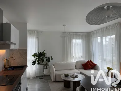 Apartment in Villeurbanne (69100)