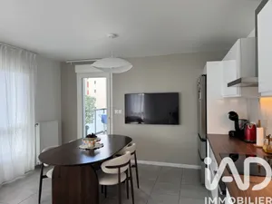 Apartment in Villeurbanne (69100)