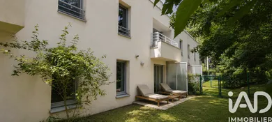 Apartment in Sautron (44880)