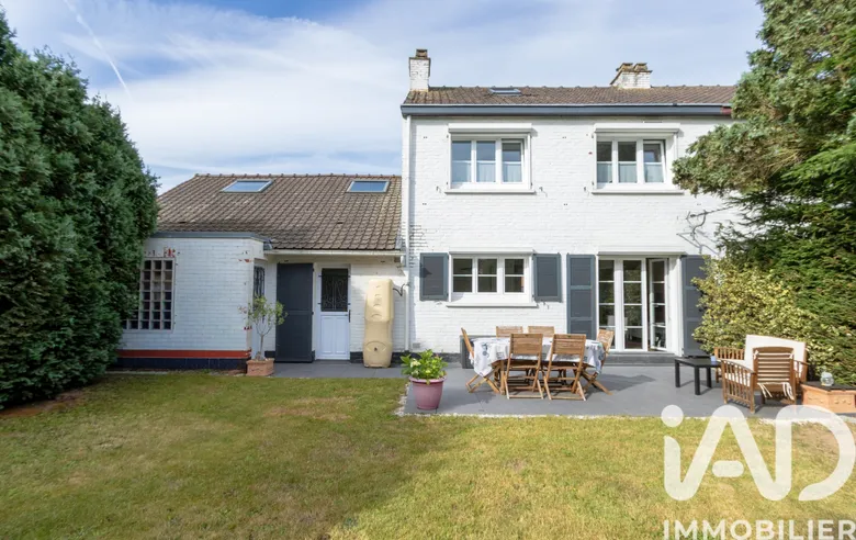 Maison 7 pièces 114 m² · à Faches-Thumesnil · 114 m² · 372 000 €