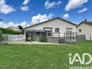 Pavillon à Châtillon-sur-Thouet (79200)