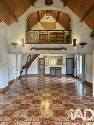 Domaine à Puy-l'Évêque (46700)