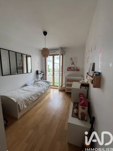 Apartment in Levallois-Perret (92300)