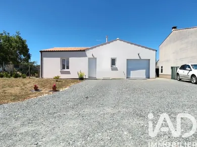 House in Landrais (17290)
