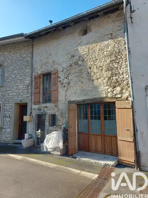 Maison de village à Arinthod (39240)