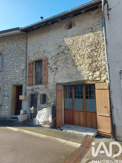 Maison de village à Arinthod (39240)
