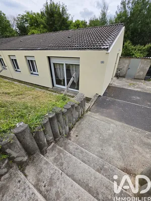 Detached house in Crézancy (02650)