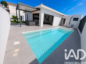 Traditional house in Saint-Cyr-sur-Mer (83270)