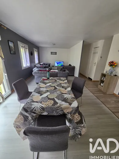 Detached house in Crézancy (02650)
