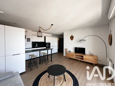 Apartment in Sète (34200)