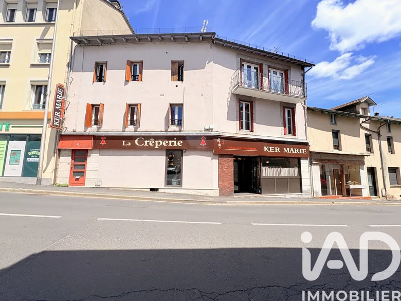 Maison 7 pièces 103 m² · à Arpajon-sur-Cère · 103 m² · 140 000 €
