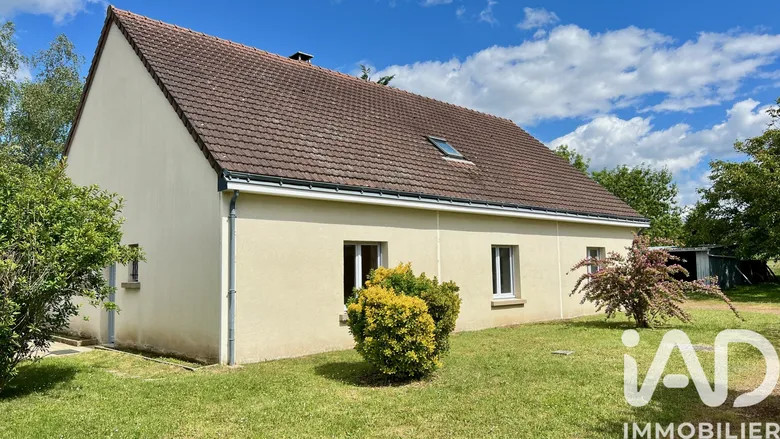 Maison 5 pièces 119 m² · à Chargé · 118,7 m² · 245 000 €