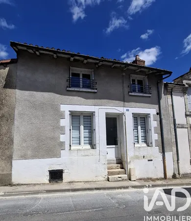 Maison à Charroux (86250)