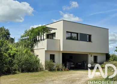 Maison d'architecte à Saint-Céré (46400)