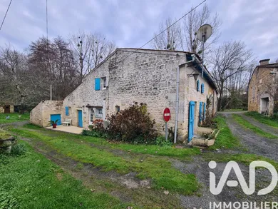 Maison de campagne à Grandjean (17350)