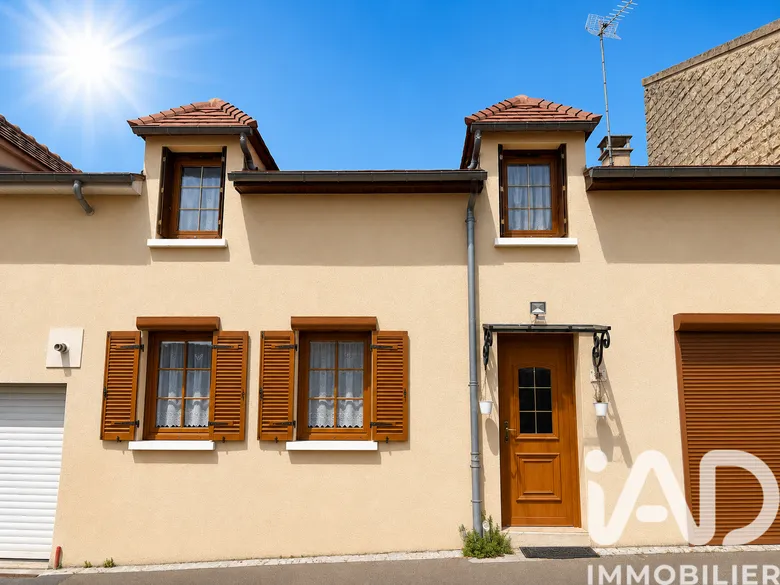 Maison 4 pièces 62 m² · à Carrières-sur-Seine · 62 m² · 370 000 €