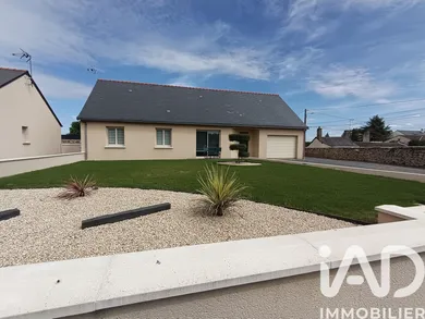 Pavillon à Doué-en-Anjou (49700)