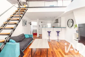 Apartment in Paris (75002)